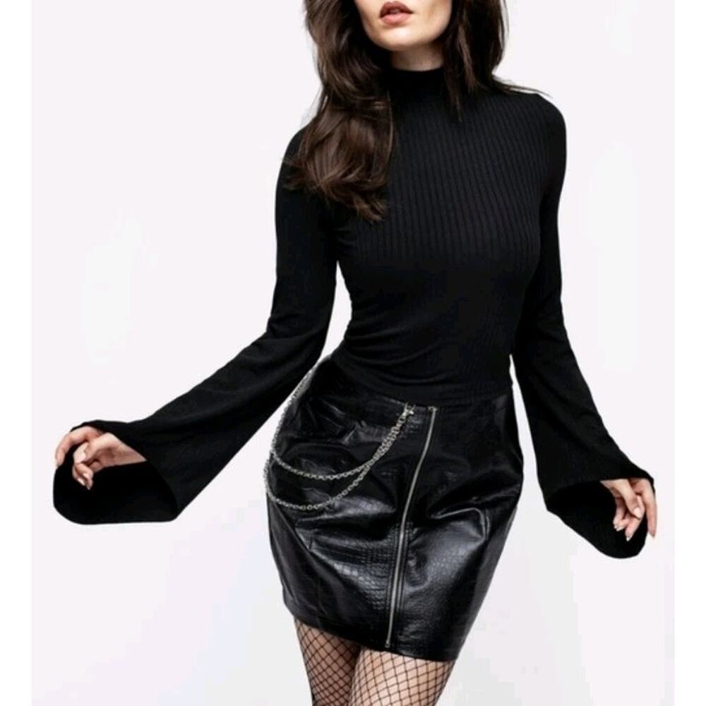 Disturbia Black Mock Neck Ribbed Cropped Flare Sleeve Amata Top Size 10 Goth